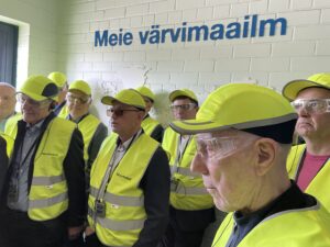 Külalisi võttis vastu ja tutvustas tehast juhatuse liige Elena Past. Sisuka ringkäigu ajal saadi põhjalik ülevaade tehase ajaloost, tooteportfellist, laboratoor